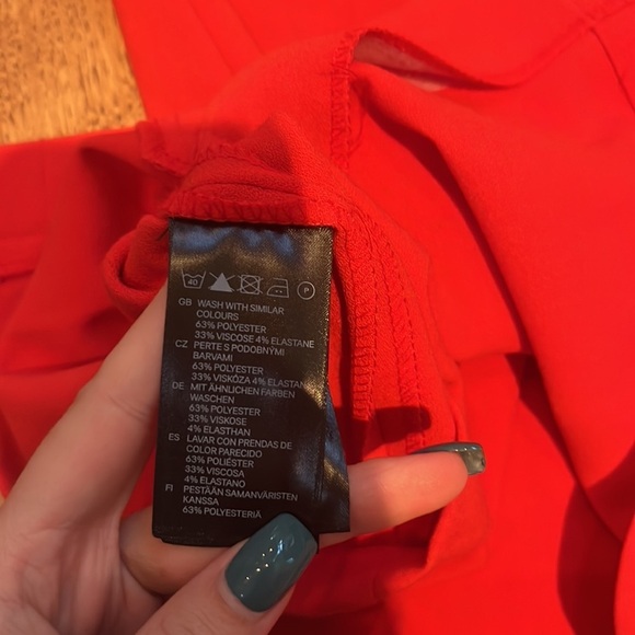 H&M Woman’s Red Dress Size US 8 - Picture 6 of 6